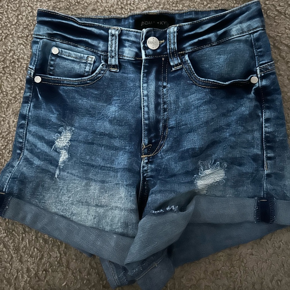 Jean shorts size 0/24